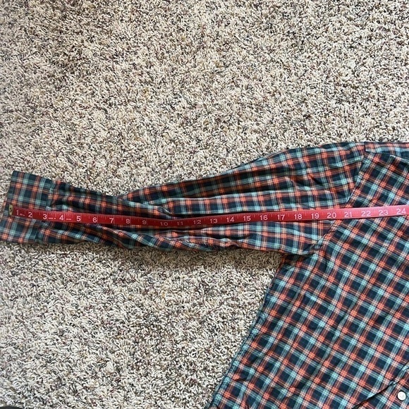 Men’s Vineyard Vines Dress Shirt Size Small - Picture 7 of 10